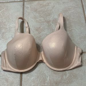 Victoria’s Secret 38 D Bra